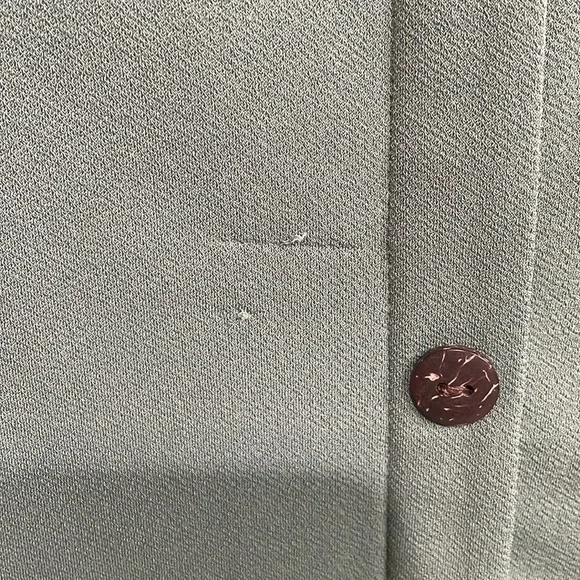 Button front Tee - Picture 4 of 8